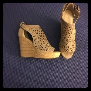 Wines wedges Marc Fisher